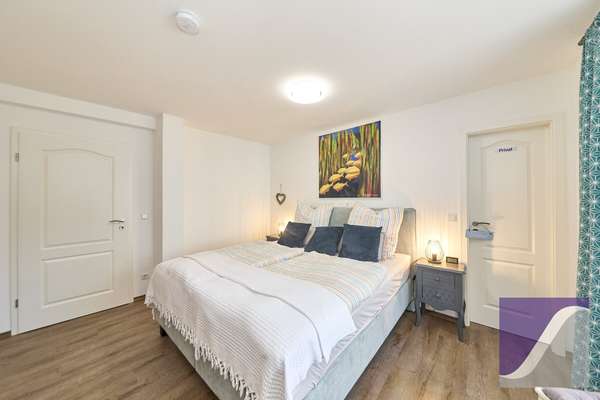 Bernkastel-Kues: Mehrfamilienhaus mit 7 PKW-Stellplätzen