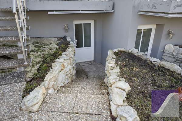 Morbach: Einfamilienhaus mit Einliegerwohnung und Garten