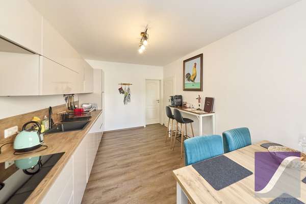 Bernkastel-Kues: Mehrfamilienhaus mit 7 PKW-Stellplätzen