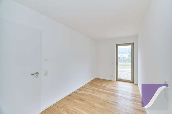 Bernkastel-Kues: Exklusive 4-Zi.-Wohnung mit Balkon und Terrasse