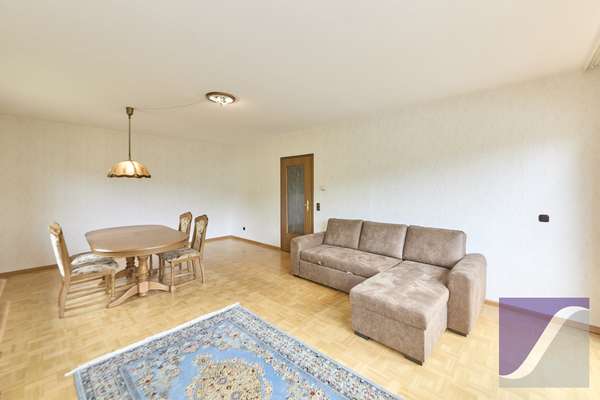 Zeltingen-Rachtig: 3-Zi-Wohnung mit Garage und Moselblick