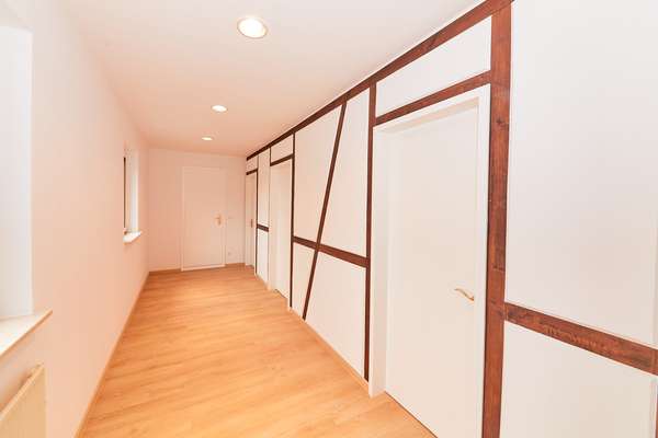 Bernkastel-Kues: 4-Zi.-Wohnung mit Burgblick