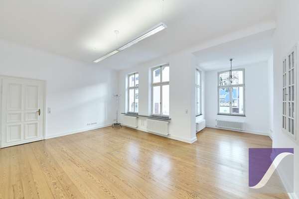 Bernkastel-Kues: „Villa Veltin“ - Imposantes Wohn- und Geschäftshaus an der Mosel