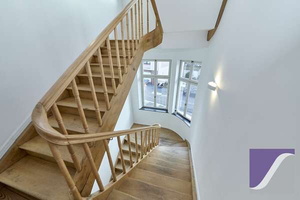 Bernkastel-Kues: „Villa Veltin“ - Imposantes Wohn- und Geschäftshaus an der Mosel