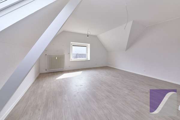 Bernkastel-Kues: 2-Zi.-Altbauwohnung -Erstbezug nach Sanierung-