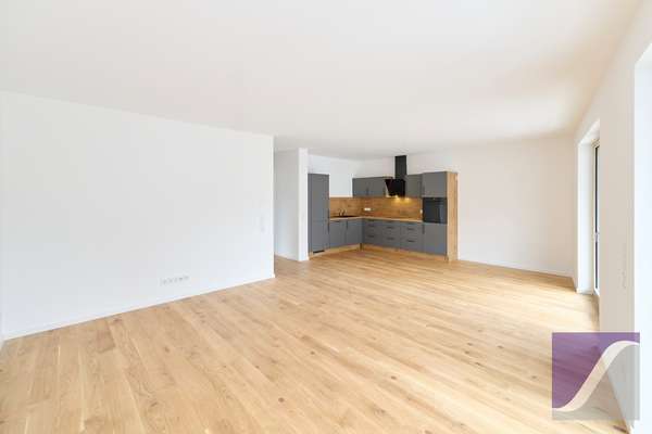Bernkastel-Kues: Exklusive 4-Zi.-Wohnung mit Balkon und Terrasse