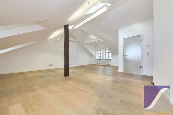 Bernkastel-Kues: „Villa Veltin“ - Imposantes Wohn- und Geschäftshaus an der Mosel