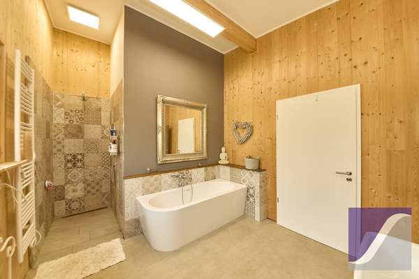 Idyllischer Moselhof inmitten berühmter Weinlagen - nur 1 km vor Bernkastel-Kues