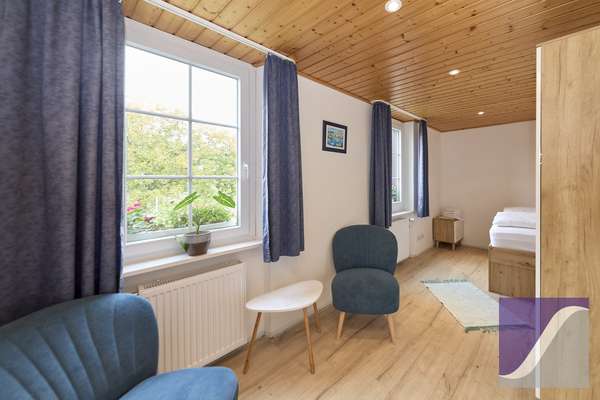 Lösnich: Gästehaus mit Betreiberwohnung und Moselblick