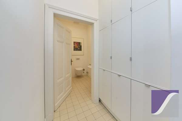 Bernkastel-Kues: „Villa Veltin“ - Imposantes Wohn- und Geschäftshaus an der Mosel