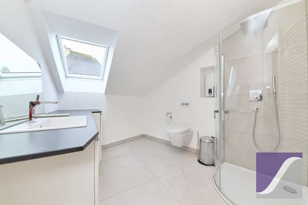 Bernkastel-Kues: „Villa Veltin“ - Imposantes Wohn- und Geschäftshaus an der Mosel