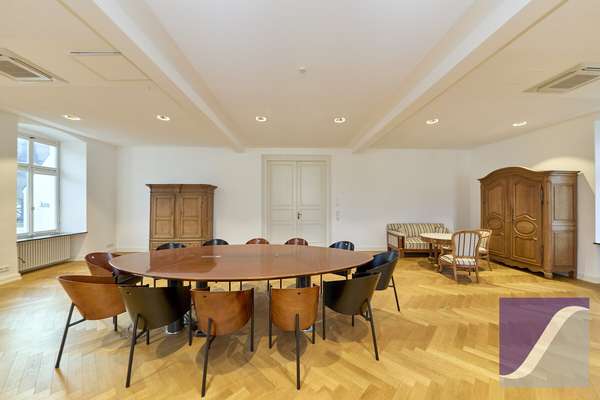 Bernkastel-Kues: „Villa Veltin“ - Imposantes Wohn- und Geschäftshaus an der Mosel