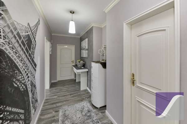 Bernkastel-Kues: Besonderes Anwesen mit parkartigem Garten und Garagen