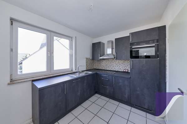 Morbach: Einfamilienhaus mit Einliegerwohnung und Garten