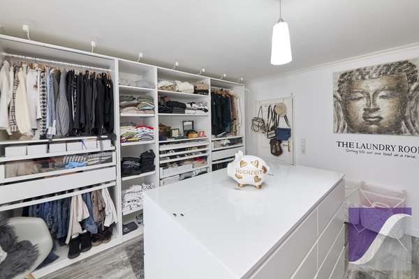 Bernkastel-Kues: Besonderes Anwesen mit parkartigem Garten