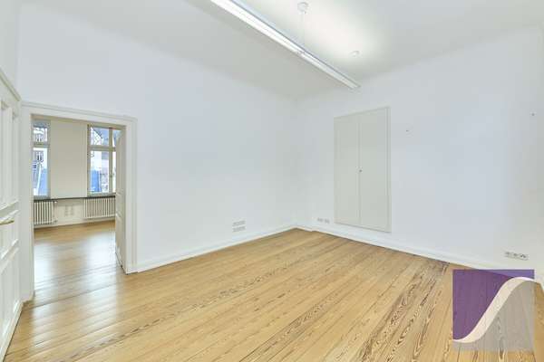 Bernkastel-Kues: „Villa Veltin“ - Imposantes Wohn- und Geschäftshaus an der Mosel