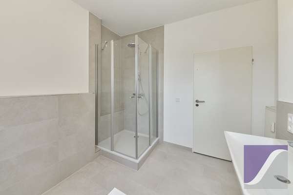 Bernkastel-Kues: 2-Zi.-Altbauwohnung -Erstbezug nach Sanierung-