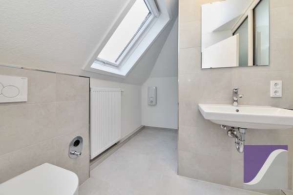 Bernkastel-Kues: Maisonette-Wohnung mit Dachterrasse und Burgblick