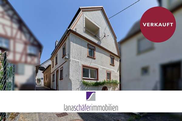 Zeltingen-Rachtig: Historisches Wohnhaus mit Freisitz und Moselblick