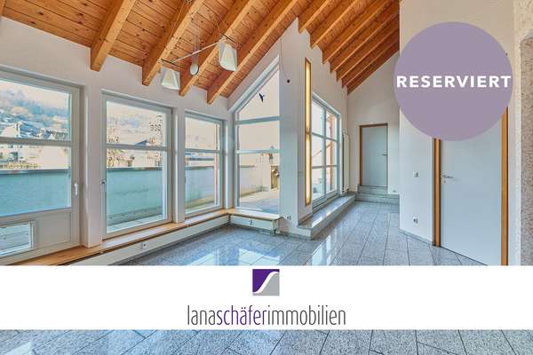 Lieser: 5-Zi.-Wohnung mit Dachterrasse und Fernblick