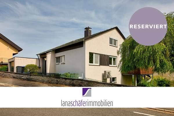 Bernkastel-Kues: Freistehendes Wohnhaus mit Garten und Doppelgarage
