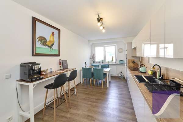 Bernkastel-Kues: Mehrfamilienhaus mit 7 PKW-Stellplätzen