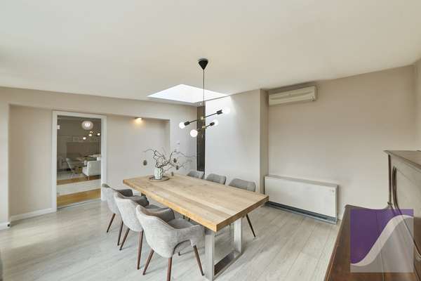 Ürzig: Wohnhaus mit 8 Zi., Panoramablick und Garten