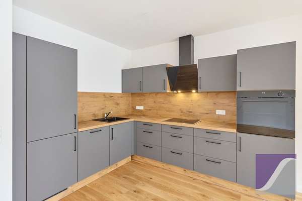 Bernkastel-Kues: Exklusive 4-Zi.-Wohnung mit Balkon und Terrasse