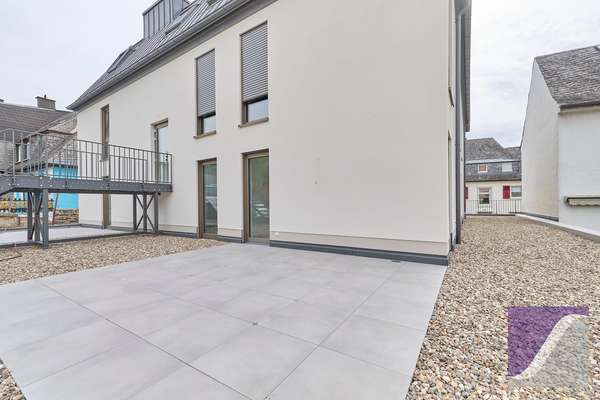 Bernkastel-Kues: Exklusive 4-Zi.-Wohnung mit Balkon und Terrasse