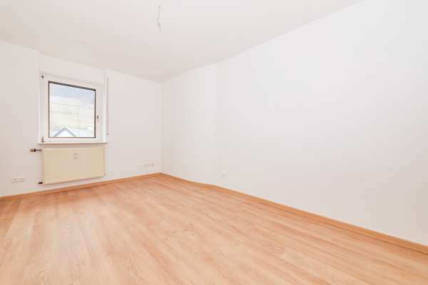 Bernkastel-Kues: 4-Zi.-Wohnung mit Burgblick