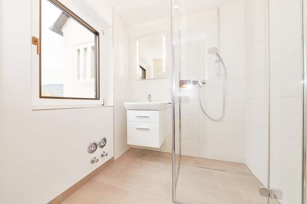 Bernkastel-Kues: 4-Zi.-Wohnung mit Burgblick