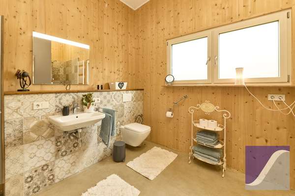 Idyllischer Moselhof inmitten berühmter Weinlagen - nur 1 km vor Bernkastel-Kues