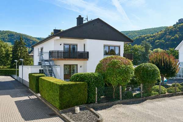 Bernkastel-Kues: Wohnhaus mit EG-Wohnung und zwei Ferienwohnungen