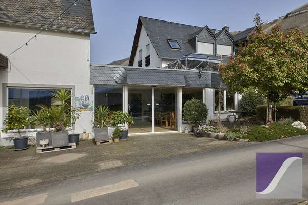 Idyllischer Moselhof inmitten berühmter Weinlagen - nur 1 km vor Bernkastel-Kues