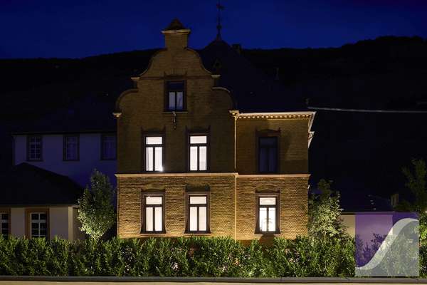 Exzellent sanierte Villa von 1896 mit Moselblick