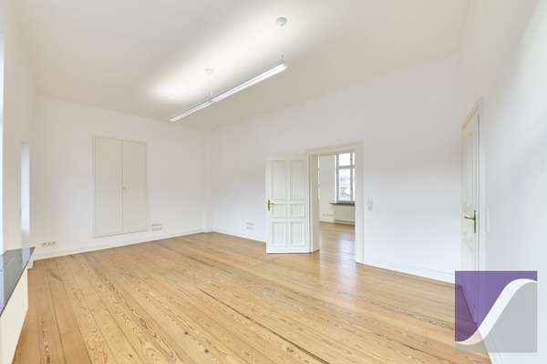 Bernkastel-Kues: „Villa Veltin“ - Imposantes Wohn- und Geschäftshaus an der Mosel