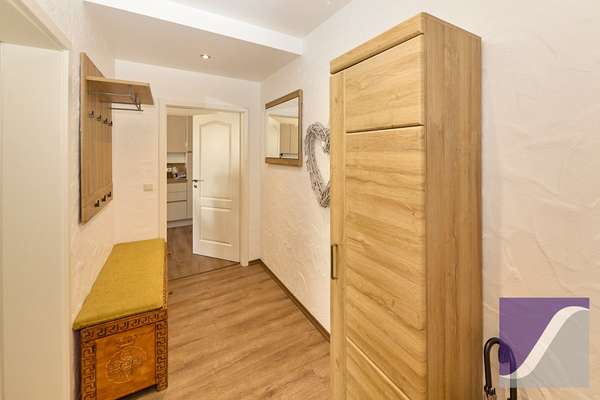 Bernkastel-Kues: Mehrfamilienhaus mit 7 PKW-Stellplätzen