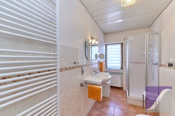 Bernkastel-Kues: Wohnhaus mit EG-Wohnung und zwei Ferienwohnungen