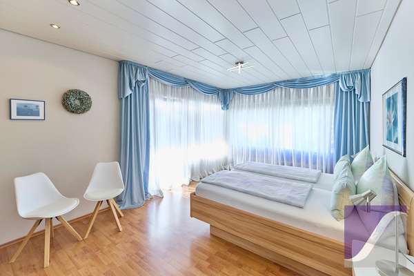 Bernkastel-Kues: Wohnhaus mit EG-Wohnung und zwei Ferienwohnungen
