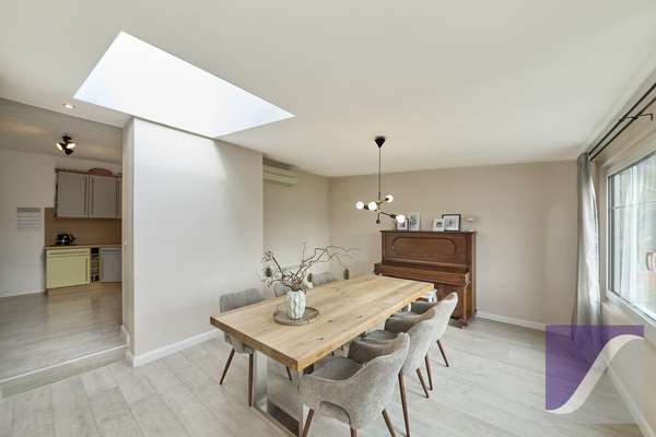 Ürzig: Wohnhaus mit 8 Zi., Panoramablick und Garten