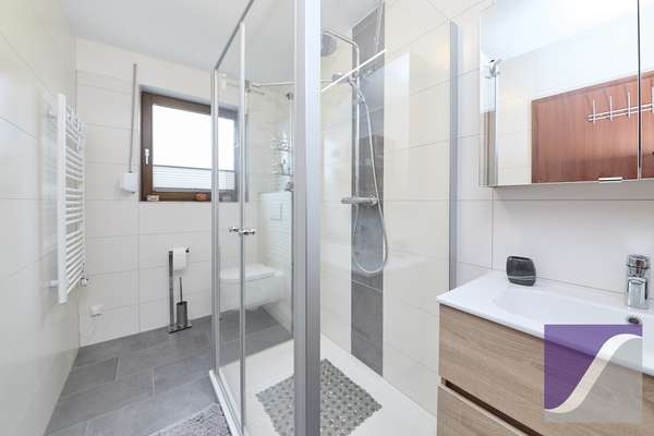 Graach: Bezugsfertiges Einfamilienhaus mit großer Terrasse und Garten