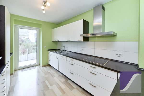 Bernkastel-Kues: 5-Zi.-Altbauwohnung mit Balkon in zentraler Lage