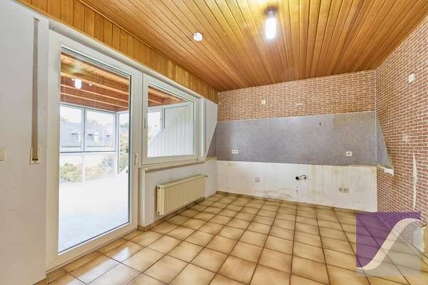 Bernkastel-Kues: 3-Zi.-Wohnung mit Wintergarten und Fernblick