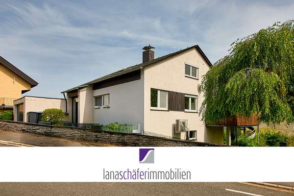 Bernkastel-Kues: Freistehendes Wohnhaus mit Garten und Doppelgarage