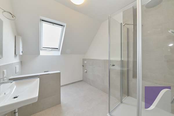 Bernkastel-Kues: 2-Zi.-Altbauwohnung -Erstbezug nach Sanierung-