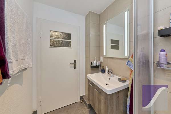 Trier: Sehr gepflegte Altbauwohnung mit Garten