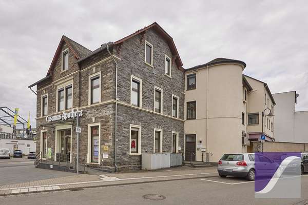 Bernkastel-Kues: 4-Zi.-Wohnung mit Burgblick