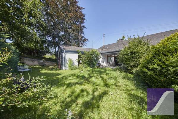 Bernkastel-Kues: Freistehendes Wohnhaus mit idyllischem Garten