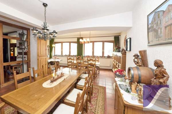 Ürzig: Ehemaliges Winzerhaus mit Moselblick