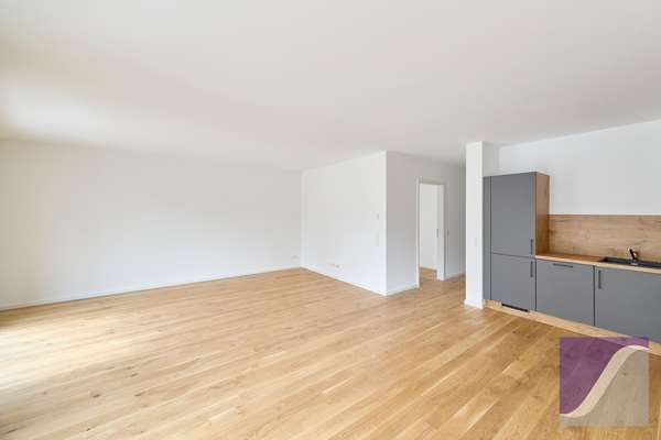 Bernkastel-Kues: Exklusive 4-Zi.-Wohnung mit Balkon und Terrasse